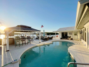 Casa Ventura - Waterfront Pool - Free Boat Slip - Sleeps 8